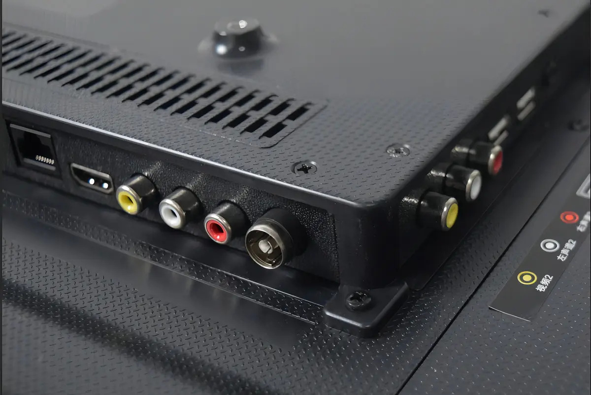 Smart TV 32 Pulgadas Bagada Android TV HD — Conexión Bluetooth para bocinas o audífonos externos